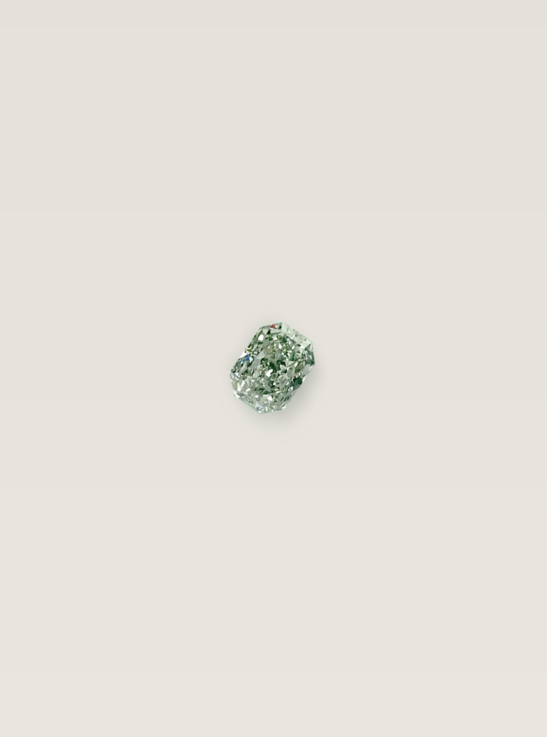 Fancy Green Diamant, Radiant, 1,54 Karat